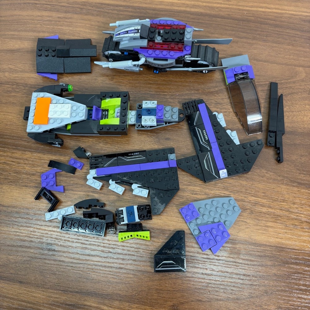 Lego Ninjago Overborg Attack 70722 and Marvel Black Panther Pursuit Spare Parts